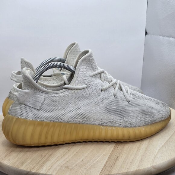 Size 8.5 - adidas Yeezy Boost 350 V2 Low Cream White / Triple White - Picture 3 of 9